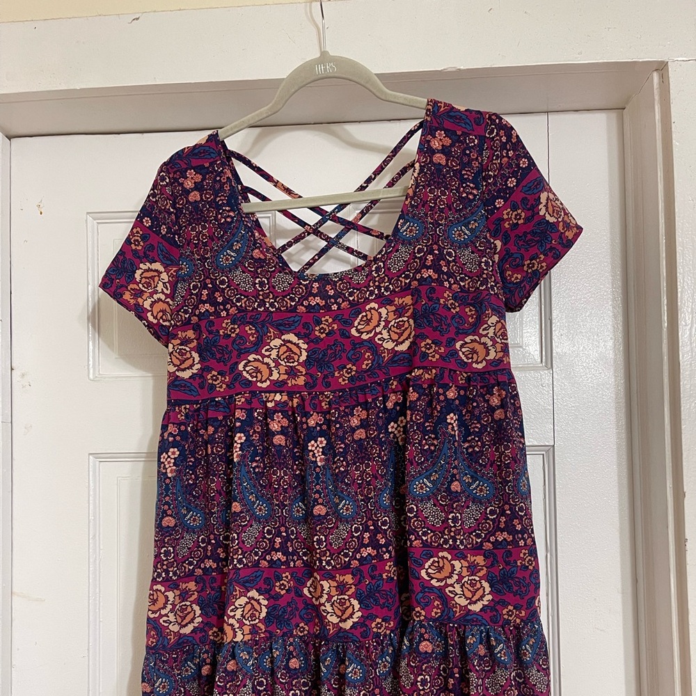 LA Hearts Floral Crisscross Back Dress. Size L